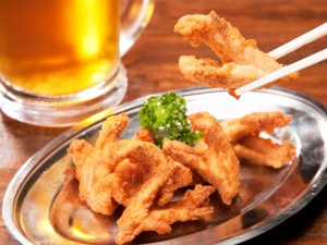 い「勝利の唐揚げ（Ｖチキン）」（税別420円）