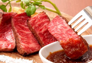 神戸牛特有の脂の甘味と程よい弾力は肉好きを虜に