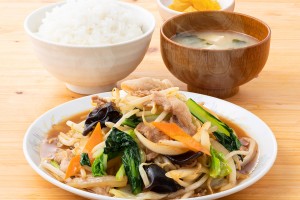 肉野菜炒め定食（通常950円税込）