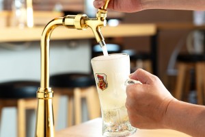 ハイボールを飲むなら、卓上サーバーの飲み放題が断然お得！