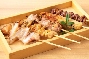 三大名物「焼きとり」（五本盛り700円／一本各150円）