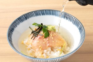「桜鯛 胡麻茶漬け」（480円）