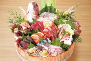 刺盛り「12点盛り」（通常1人前2,480円→半額1人前1,240円） ※写真は3人前