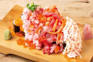 名物「ぶっかけ寿司こぼれ盛り」（通常1,980円→半額990円）