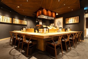 img_内観_カウンター