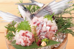 飛魚 姿造り(1280円)