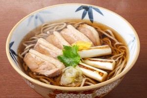 鴨南蛮そば(1500円が半額の750円)
