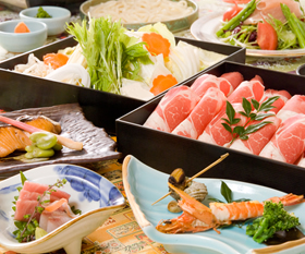 落ち着いた大人の隠れ家的なたたずまいの中で、こだわりの新鮮な鮮魚と旬の食材を活かした創作和食をリーズナブルな価格で提供しています。