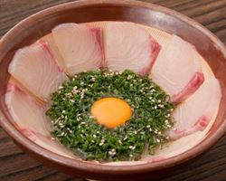 干し柿クリームチーズ｜焼酎屋　童（わらべ）グランドメニュー