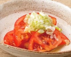 冷やしねぎ塩トマト｜東京酒BAL　塩梅グランドメニュー