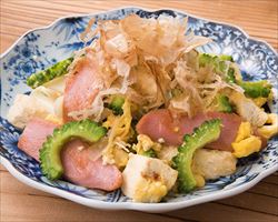 魚肉ソーセージのゴーヤチャンプル｜大庄水産北海道版グランドメニュー