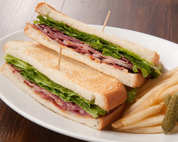 ビーフパストラミサンド