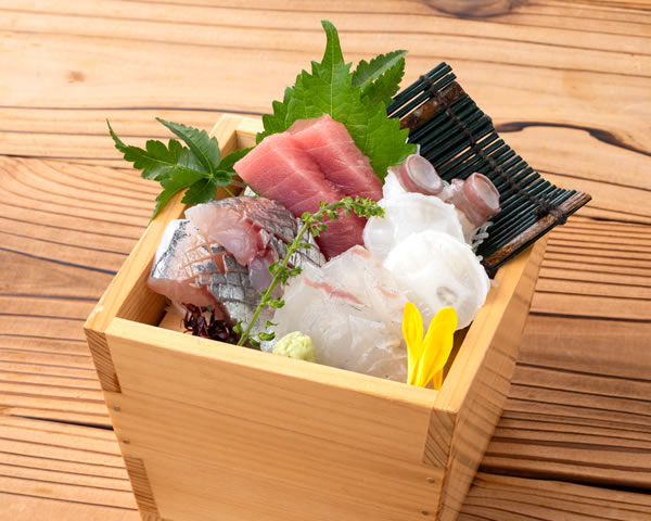 お一人様に嬉しい鮮魚盛り