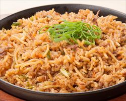 【神戸名物】そばめし｜日本海庄やグランドメニュー