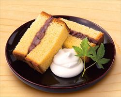 長崎カステラ生クリーム添え｜日本海庄やグランドメニュー